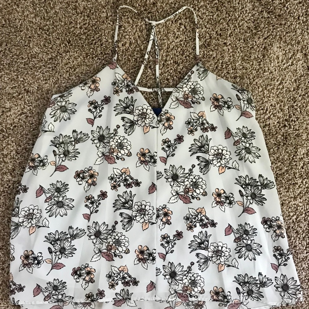 SIZE M Blue Rain Floral Lavender Flowy Tank Top